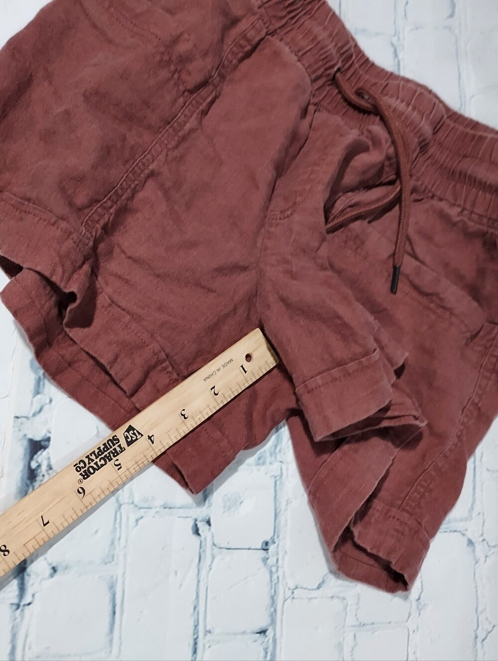 Athleta Cabo 100% Linen 4" Shorts Women Sz 10 Rose Chambray Pull On Coastal - Picture 10 of 10